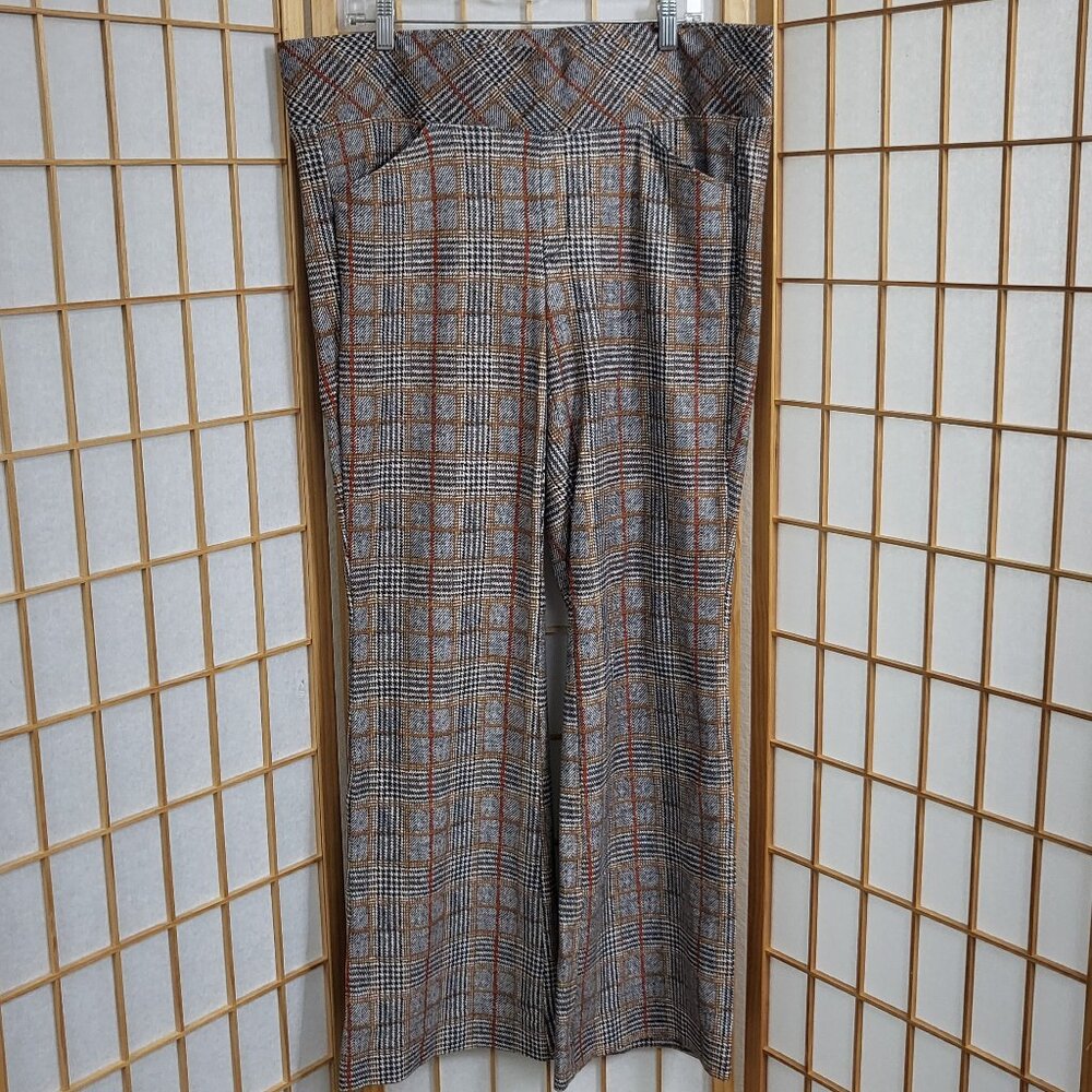 Torrid orange plaid flare pull-on leggings with pockets EUC size 2R
